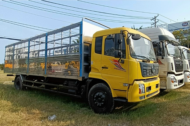 xe-tai-dongfeng-vang-2023